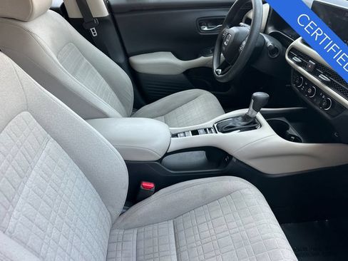 Certified 2025 Honda HR-V LX image 17