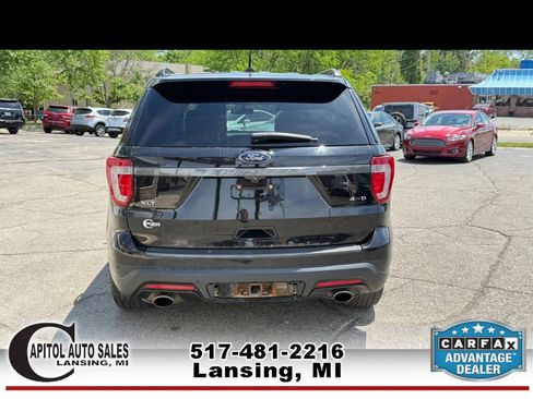 Used 2019 Ford Explorer XLT w/ Equipment Group 202A AWD/4WD image 7