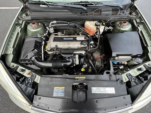 Used 2005 Chevrolet Malibu w/ Preferred Equipment Group image 54