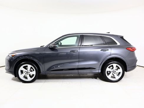 Used 2025 Audi Q5 Premium Plus w/ Premium Plus image 12