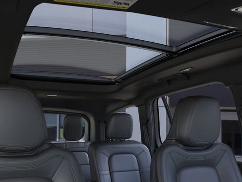 New 2025 Lincoln Aviator Reserve w/ Equipment Group 201A image 22