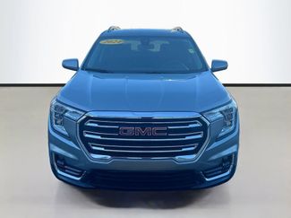 Used 2024 GMC Terrain SLT video 2