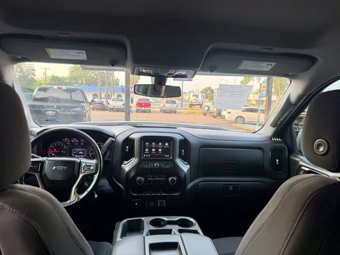 Used 2019 Chevrolet Silverado 1500 Custom Trail Boss w/ Custom Convenience Package AWD/4WD image 13
