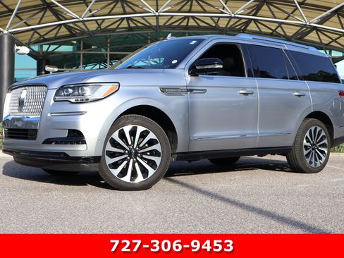 Used 2024 Lincoln Navigator Reserve AWD/4WD image 1