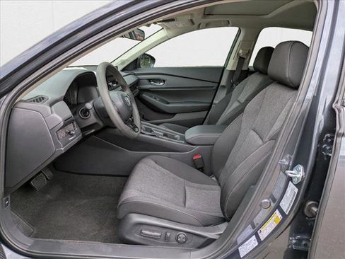 New 2025 Honda Accord SE image 11