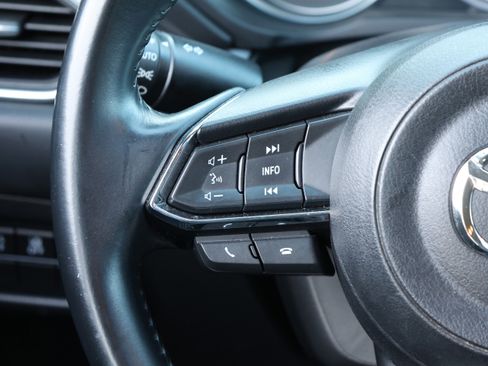 Used 2020 MAZDA CX-5 Touring image 17