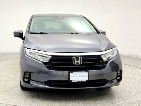 Used 2023 Honda Odyssey Touring image 2
