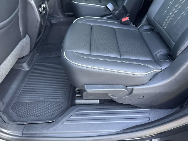 Used 2026 Buick Enclave Avenir w/ Super Cruise Package AWD/4WD image 28