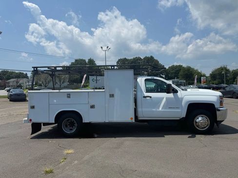 Used 2018 Chevrolet Silverado 3500 W/T w/ WT Convenience Package image 3