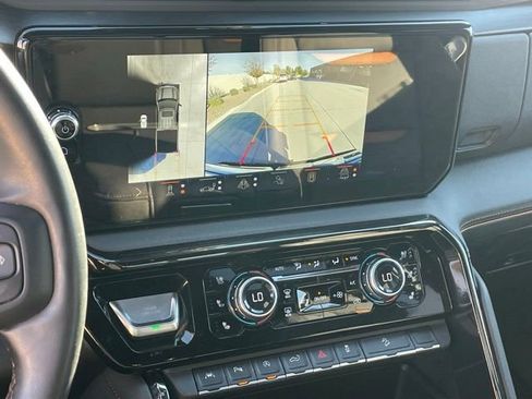 Used 2024 GMC Sierra 1500 AT4 w/ Technology Package image 14