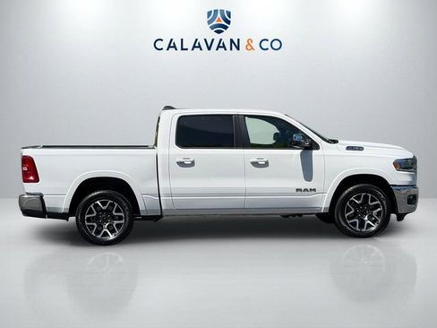 Used 2025 RAM 1500 Laramie AWD/4WD image 8