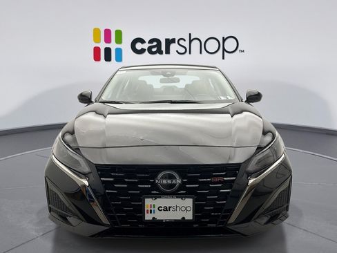 Used 2025 Nissan Altima 2.5 SR w/ SR Premium Package FWD image 8