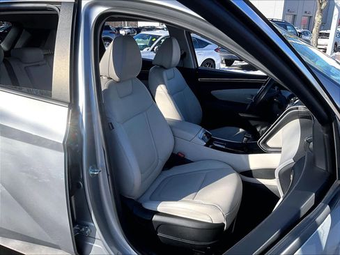 Used 2023 Hyundai Tucson SEL w/ Convenience Package image 11