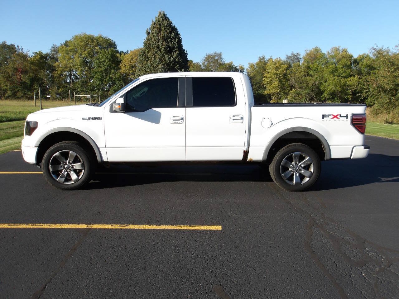 Used 2011 Ford F150 FX4 w/ FX Luxury Pkg AWD/4WD image 10