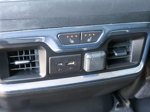 Used 2021 Chevrolet Silverado 2500 LTZ w/ LTZ Convenience Package AWD/4WD image 23