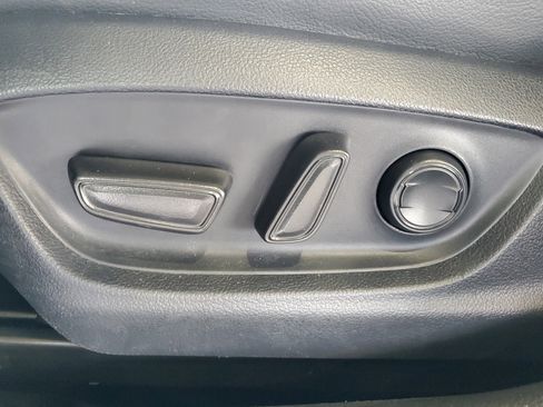 Used 2023 Toyota Camry XSE FWD image 19