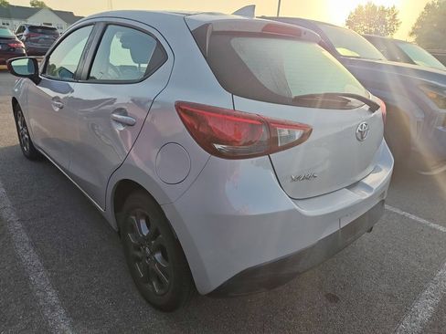 Used 2020 Toyota Yaris LE FWD image 4