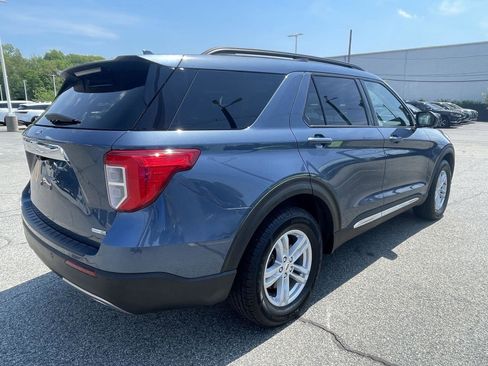 Used 2020 Ford Explorer XLT w/ Equipment Group 202A AWD/4WD image 2