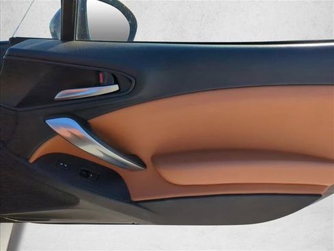 Used 2017 FIAT 124 Spider Lusso image 22