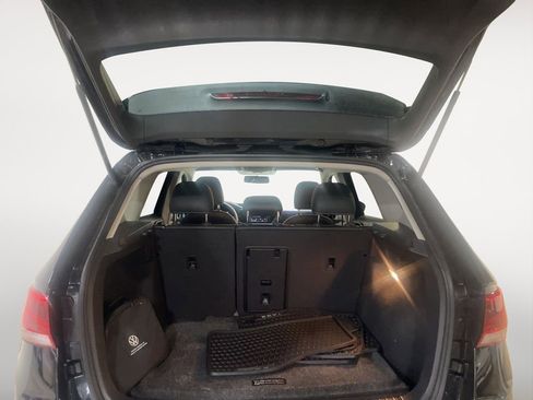 Used 2022 Volkswagen Taos SE image 6