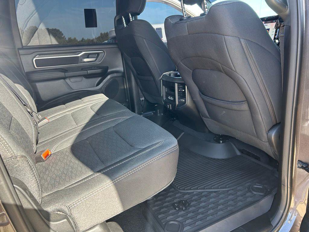 Used 2026 RAM 1500 Lone Star AWD/4WD image 4
