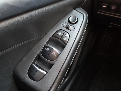 Used 2023 Nissan Maxima Platinum w/ Sport Mat Group FWD image 20
