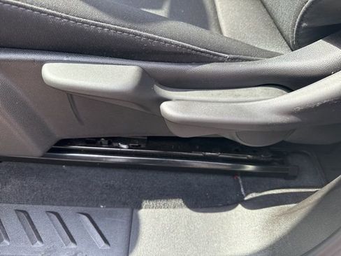 Used 2025 Chevrolet Colorado Trail Boss image 11