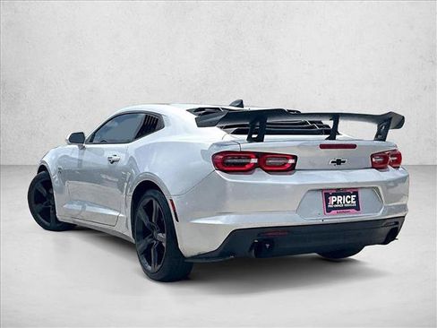 Used 2019 Chevrolet Camaro LT RWD image 13