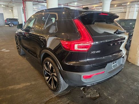 Certified 2024 Volvo XC40 B5 Plus w/ Protection Package Premier AWD/4WD image 2