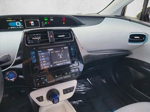 Used 2019 Toyota Prius Prime Plus image 19