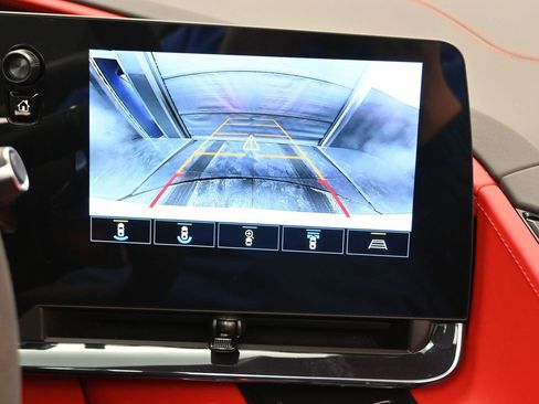 Used 2023 Chevrolet Corvette Stingray Premium Conv w/ Z51 Performance Package image 13