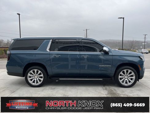 Used 2025 Chevrolet Suburban Premier image 20