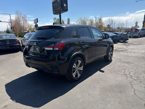 Used 2020 Mitsubishi Outlander Sport ES AWD/4WD image 8