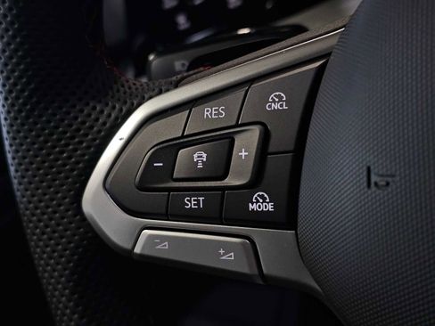 New 2026 Volkswagen GTI SE image 25