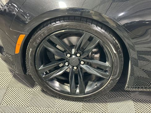 Used 2017 Chevrolet Camaro LT image 12