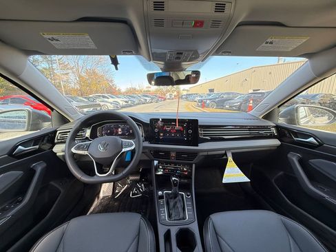 New 2026 Volkswagen Jetta SEL image 19