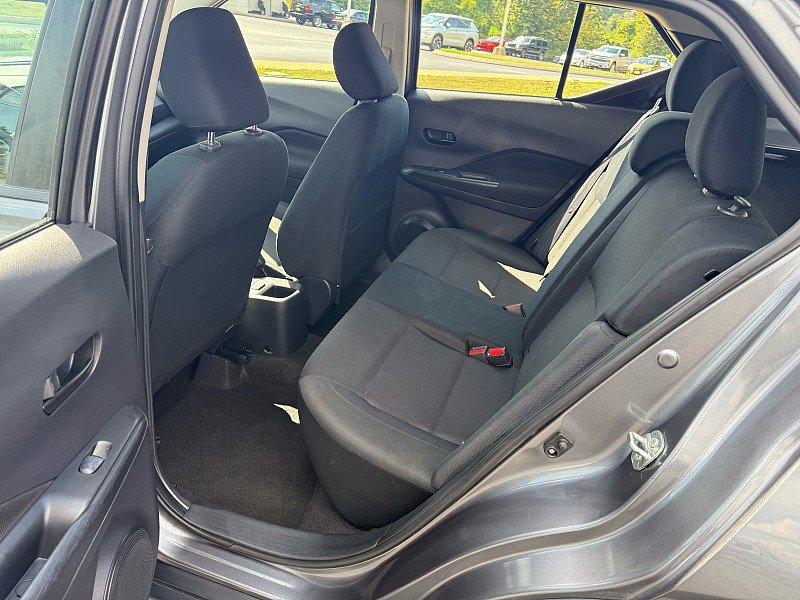 Used 2024 Nissan Kicks S FWD image 11