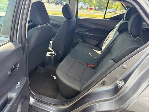 Used 2024 Nissan Kicks S FWD image 11