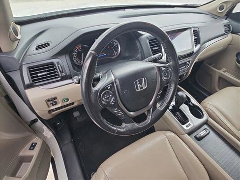 Used 2018 Honda Pilot EX-L image 10
