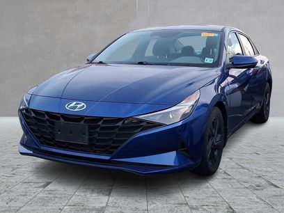 Used 2023 Hyundai Elantra SEL w/ Winter Weather Package