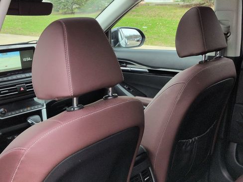 Used 2022 Kia Seltos SX w/ Sunroof Package image 31