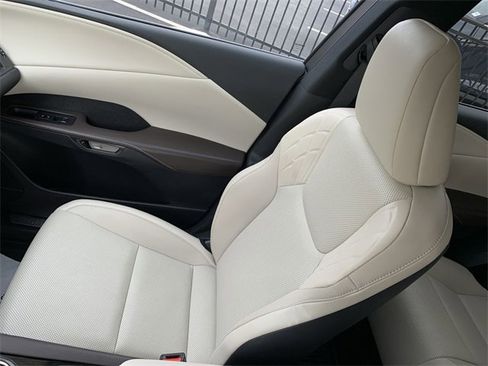 Used 2023 Lexus RX 350h image 30