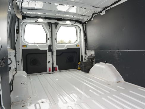 Used 2018 Ford Transit 350 Base image 15
