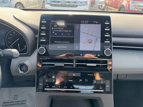 Used 2019 Toyota Avalon Touring w/ Advanced Safety Package image 26