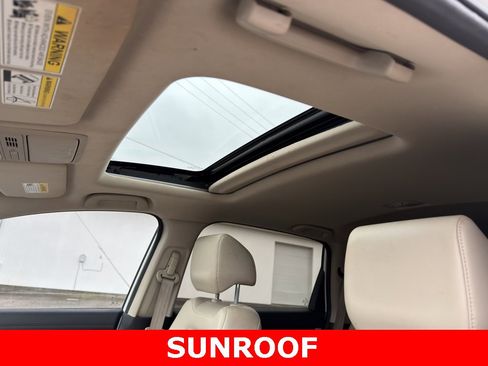 Used 2017 Honda CR-V EX-L image 3