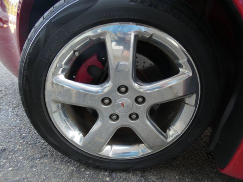 Used 2008 Pontiac Grand Prix GXP FWD image 8
