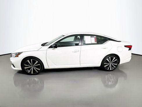 Used 2022 Nissan Altima 2.5 SR FWD image 5