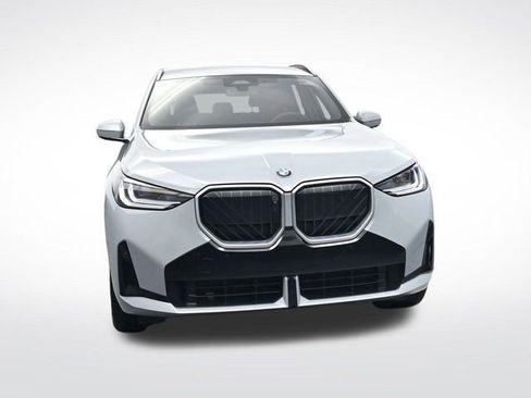 Used 2025 BMW X3 xDrive30i image 10