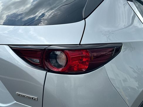 Used 2020 MAZDA CX-5 Touring FWD image 23