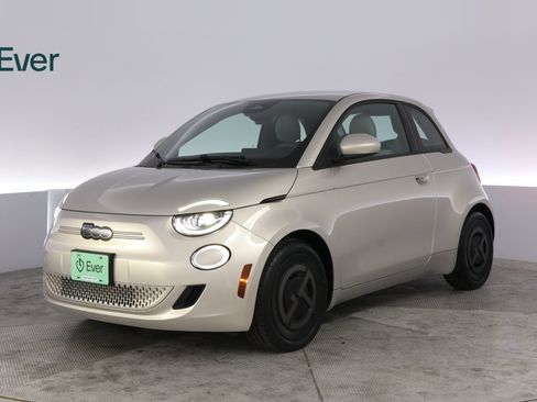 Used 2025 FIAT 500 e FWD image 2
